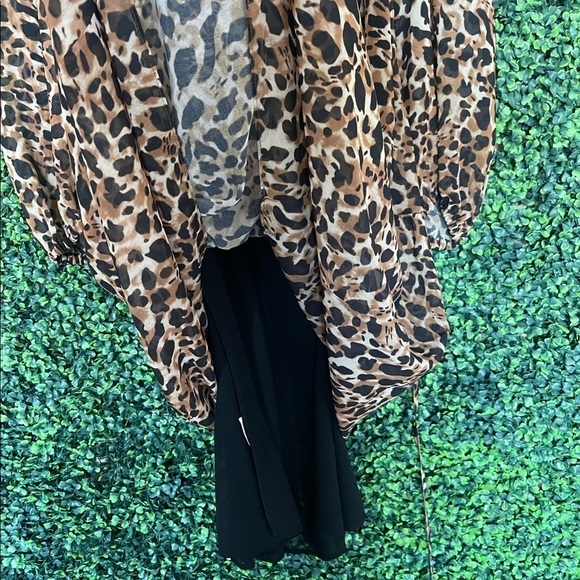 Animal print wrap dress - Picture 10 of 10